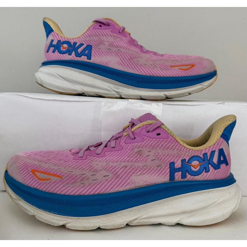 Hoka One One Clifton 9 Womens Size 8.5B